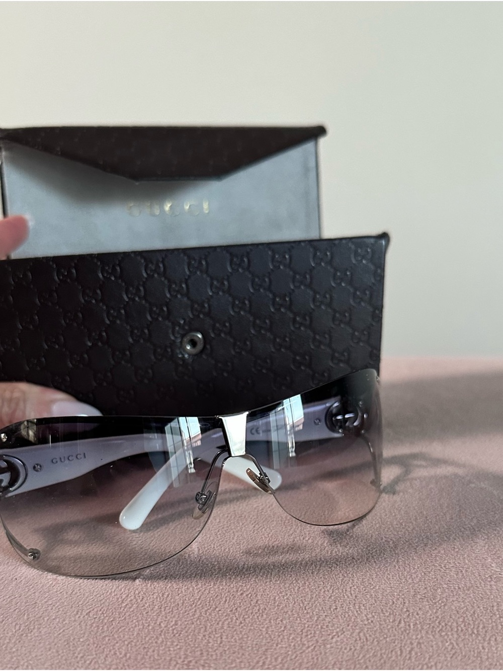 Gucci Black Gradient Rimless Shield Sunglasses